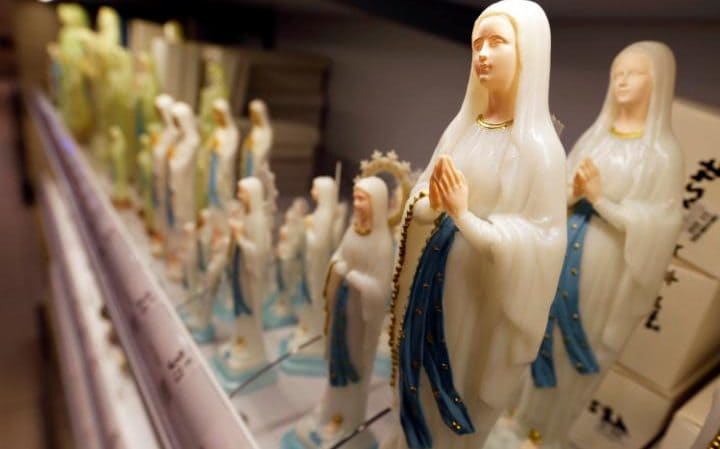 French Town Ordered To Remove Virgin Mary Statue To Respect Secularism ...